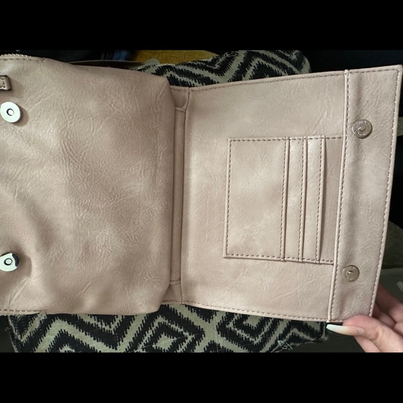 Steve Madden - Picture 3 of 4